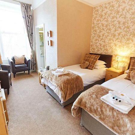 カランダー Coppice House Bed & Breakfast エクステリア 写真