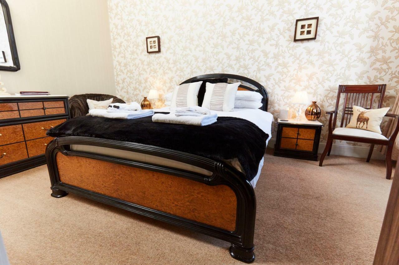 カランダー Coppice House Bed & Breakfast エクステリア 写真
